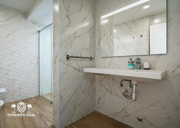 Апартаменти Marie Адехе